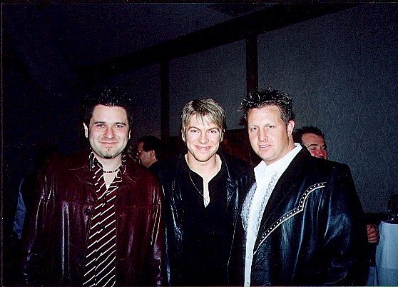 02-001e.jpg